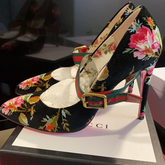Gucci black multi color heels - Picture 2 of 5